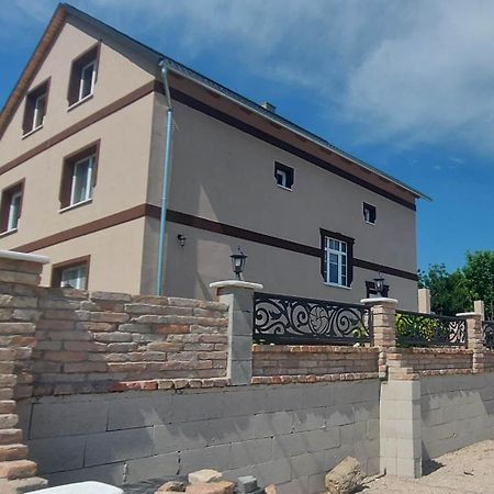 Villa Verteskacsa Vertesacsa Bagian luar foto