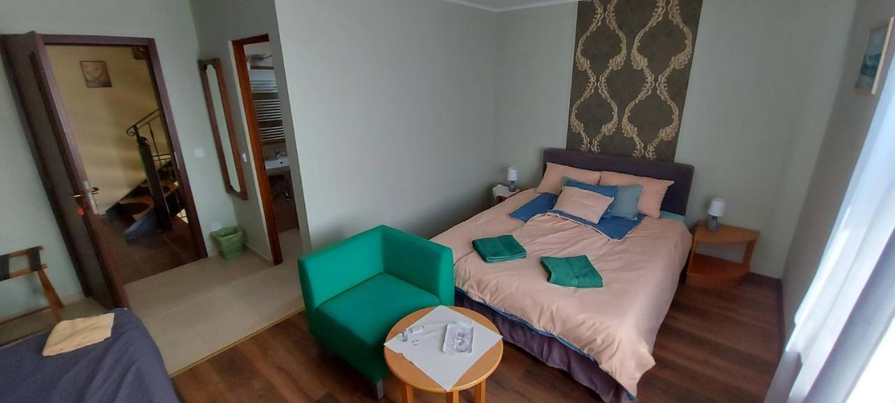 Villa Verteskacsa Vertesacsa Bagian luar foto